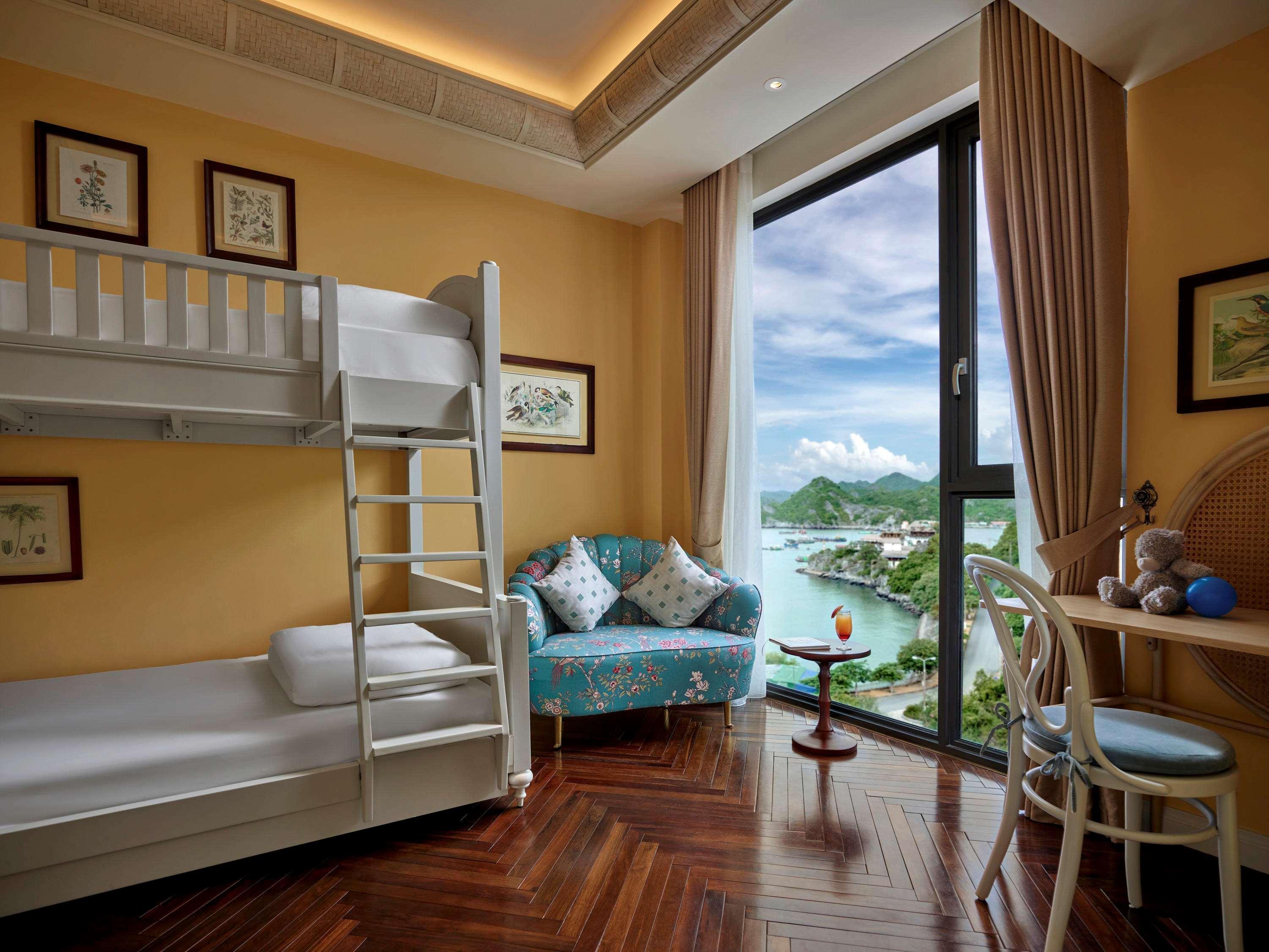 Chan Chau Hotel Perle D'Orient Cat Ba - Mgallery מראה חיצוני תמונה A bedroom at The Repulse Bay