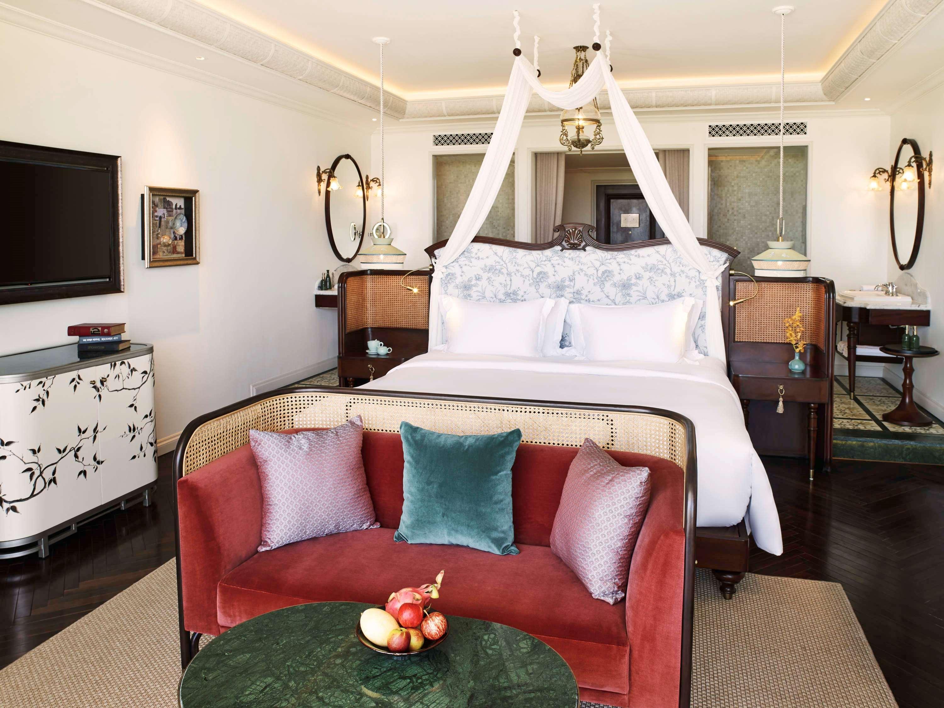 Chan Chau Hotel Perle D'Orient Cat Ba - Mgallery מראה חיצוני תמונה A suite at the Taj Bengal