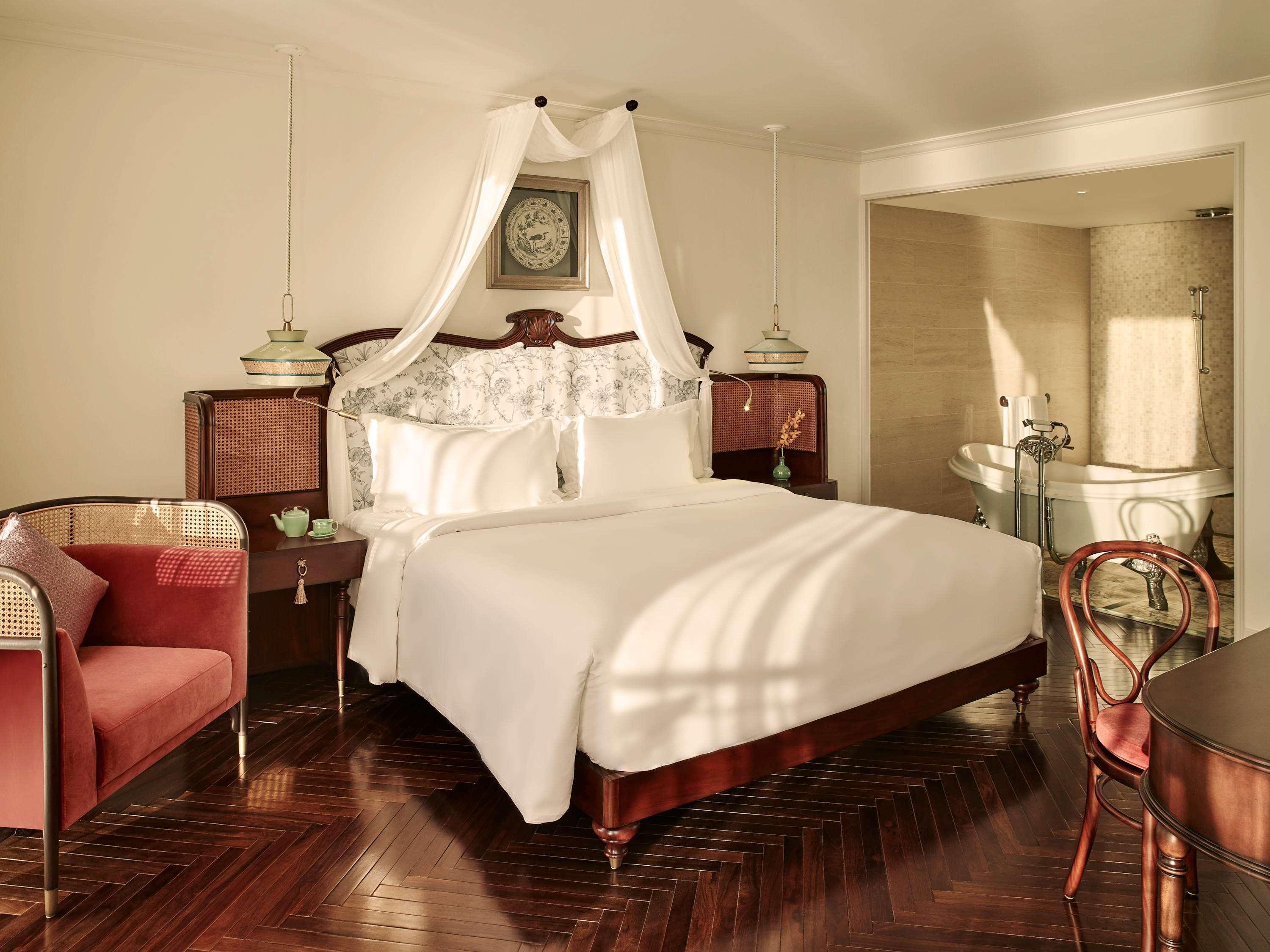 Chan Chau Hotel Perle D'Orient Cat Ba - Mgallery מראה חיצוני תמונה A suite at the hotel
